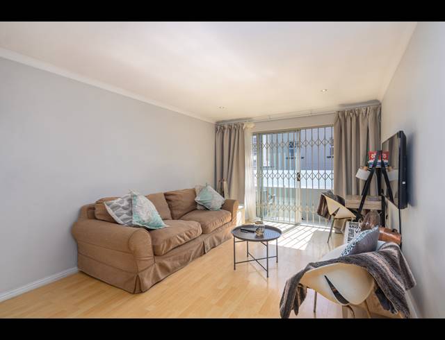2 BEDROOM APARTMENT FOR SALE IN BEACHFRONT